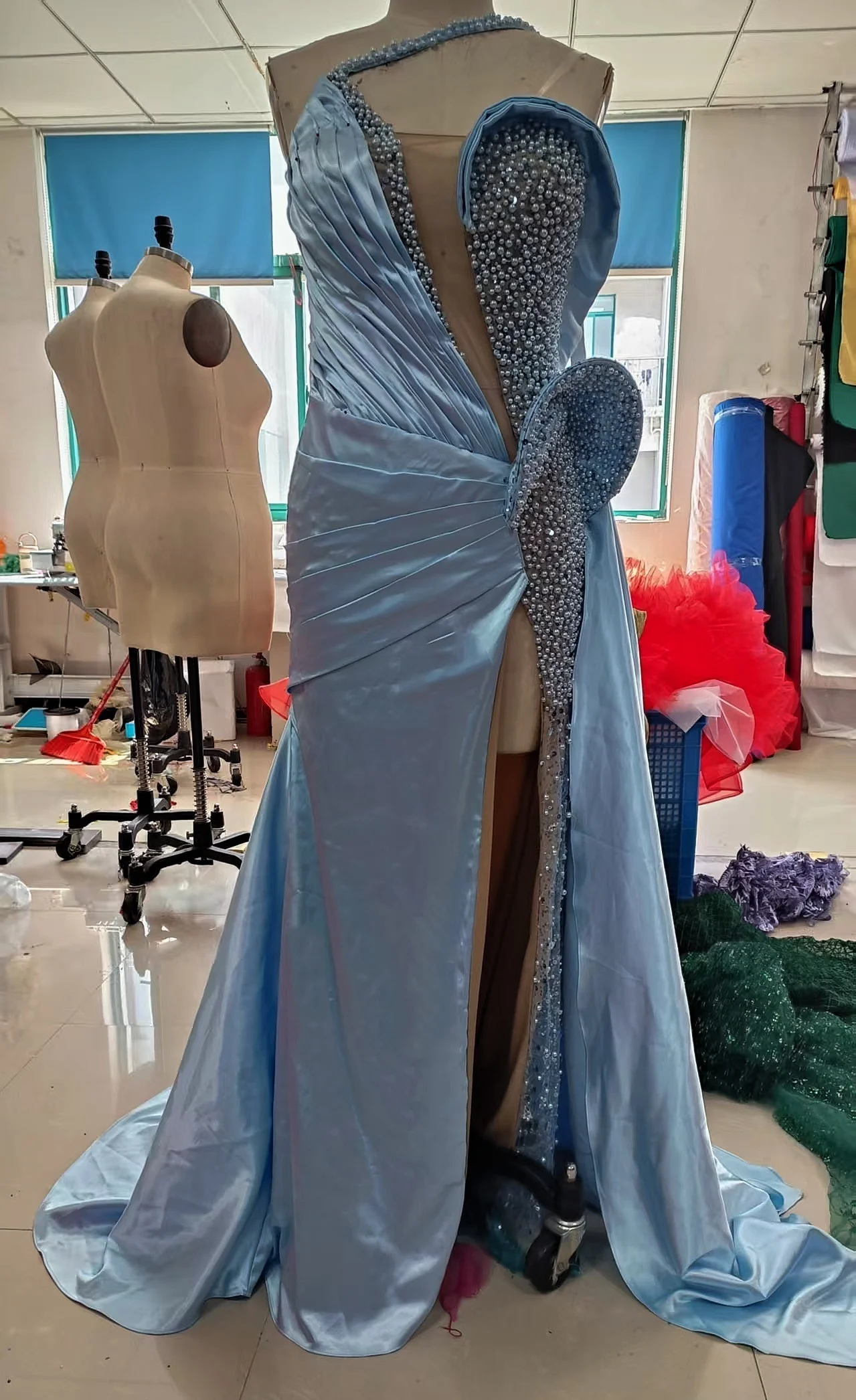 Real 2026 Prom Dresses for Black Women Illusion One Shoulder Beaded Pearls Sequined Lace Side Split Evening Dresses Customized