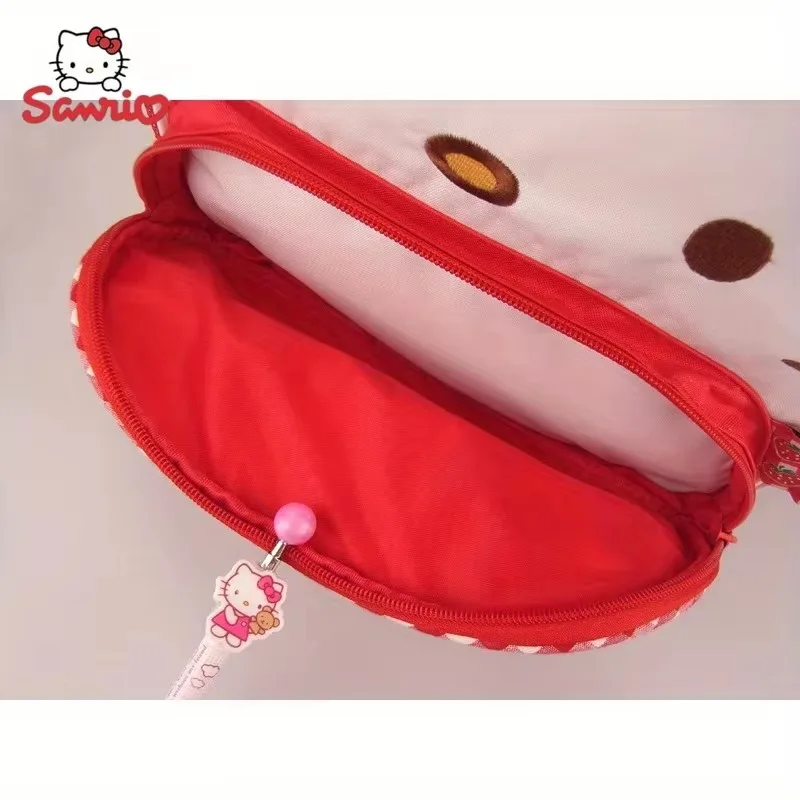 Sanrio Hello Kitty Kawaii plecak Cartoon śliczne o dużej pojemności truskawkowa kokardka kot gruba tkanina Oxford dziewczęcy plecak do przedszkola