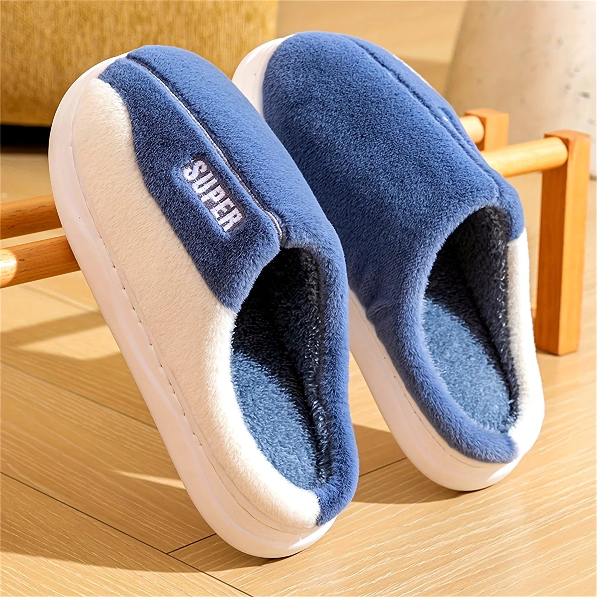 

Cozy Plush Winter Slippers - Super Soft, Fluffy Indoor Shoes with Embroidered Design. Perfect for Home Comfort!