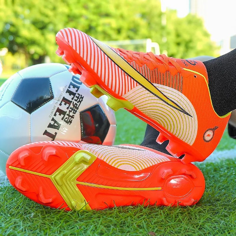 

New Men Match Sneakers Football Boots Cleats Mid-top Soccer Shoes Hot-selling Non-Slip FG/TF Futsal Indoor Seamless