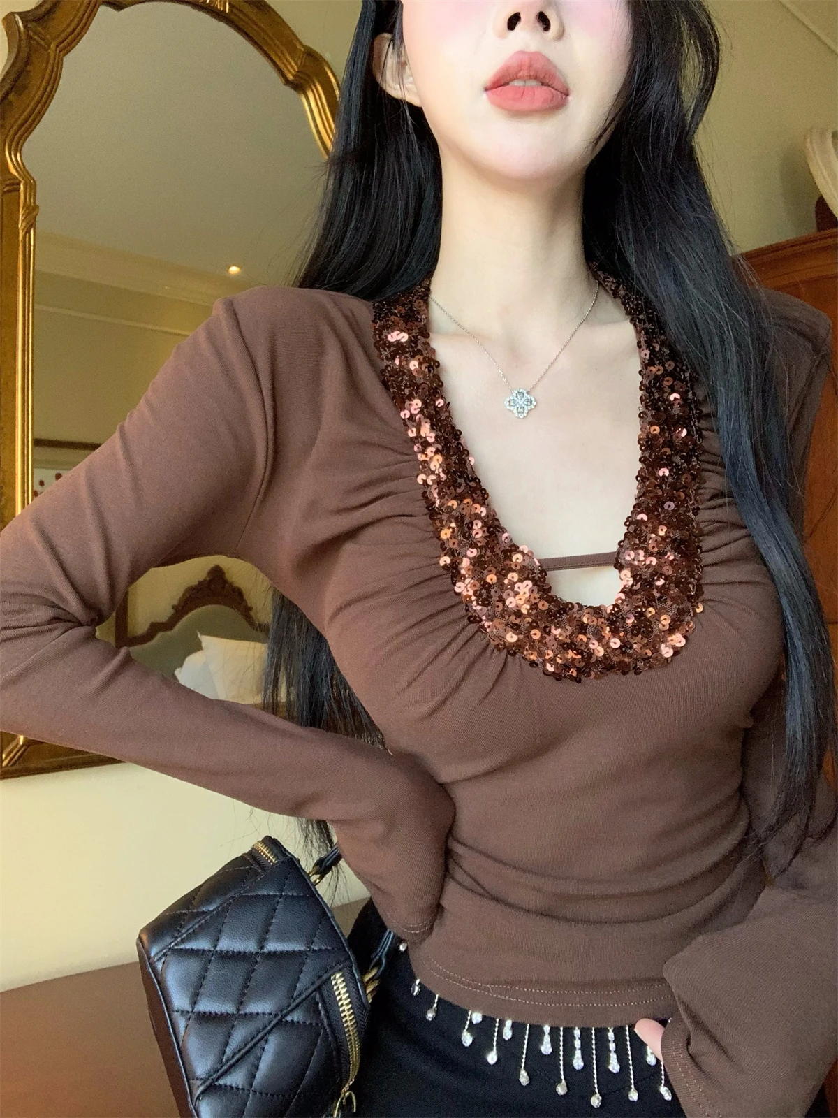 ผู้หญิงสีทึบSequined VคอยาวแขนยาวSlim Tเสื้อฤดูใบไม้ผลิฤดูใบไม้ร่วงเซ็กซี่Bling Bling Pullover Basic Tเสื้อ