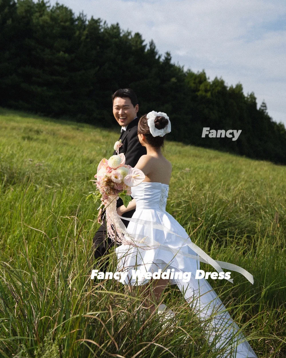 Fantaisie Simple bretelles une ligne robe de mariée corée séance Photo une ligne doux Satin robe de mariée dos Corset personnalisé