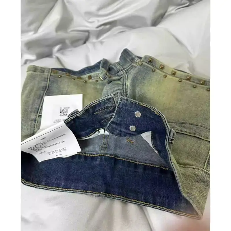 Y2k 리벳 데님 반바지 여성 여름 섹시 스키니 탄성 엉덩이 스트레이트 A-Word 청바지 핫 바지