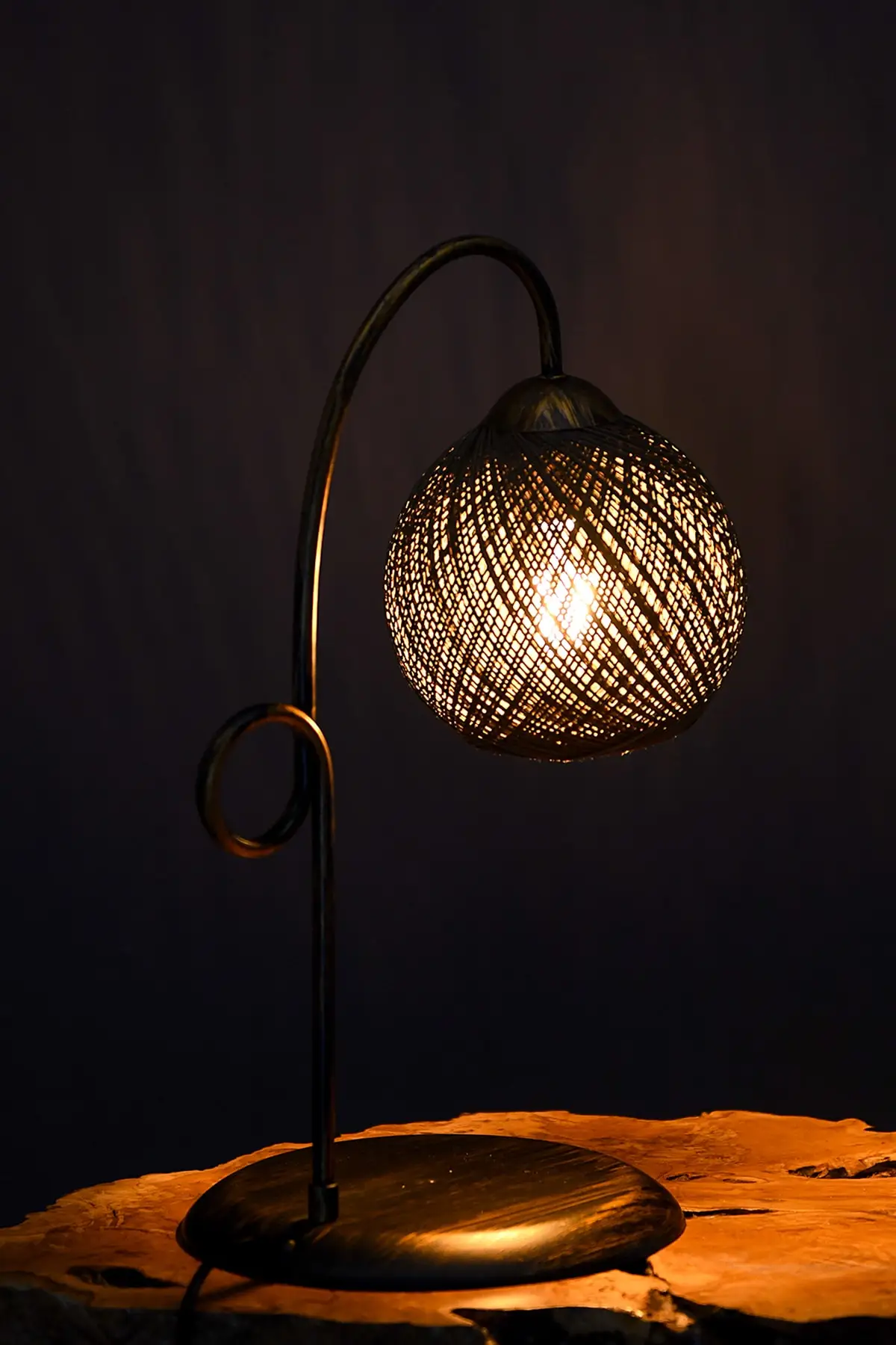 البنفسجي Abajur Eskitme كوت كاهف