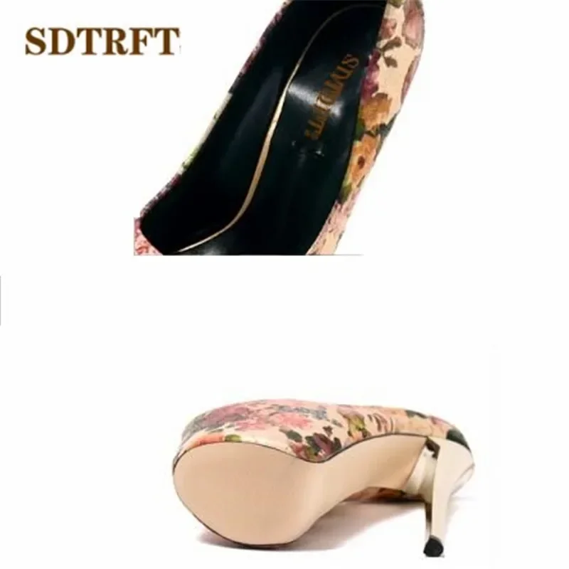 SDTRFT 35-47 Zapatos Mujer Retro Buckle Stilettos 20cm Thin High-Heeled Cosplay Party Shoes Woman Crossdresser Platforms Pumps