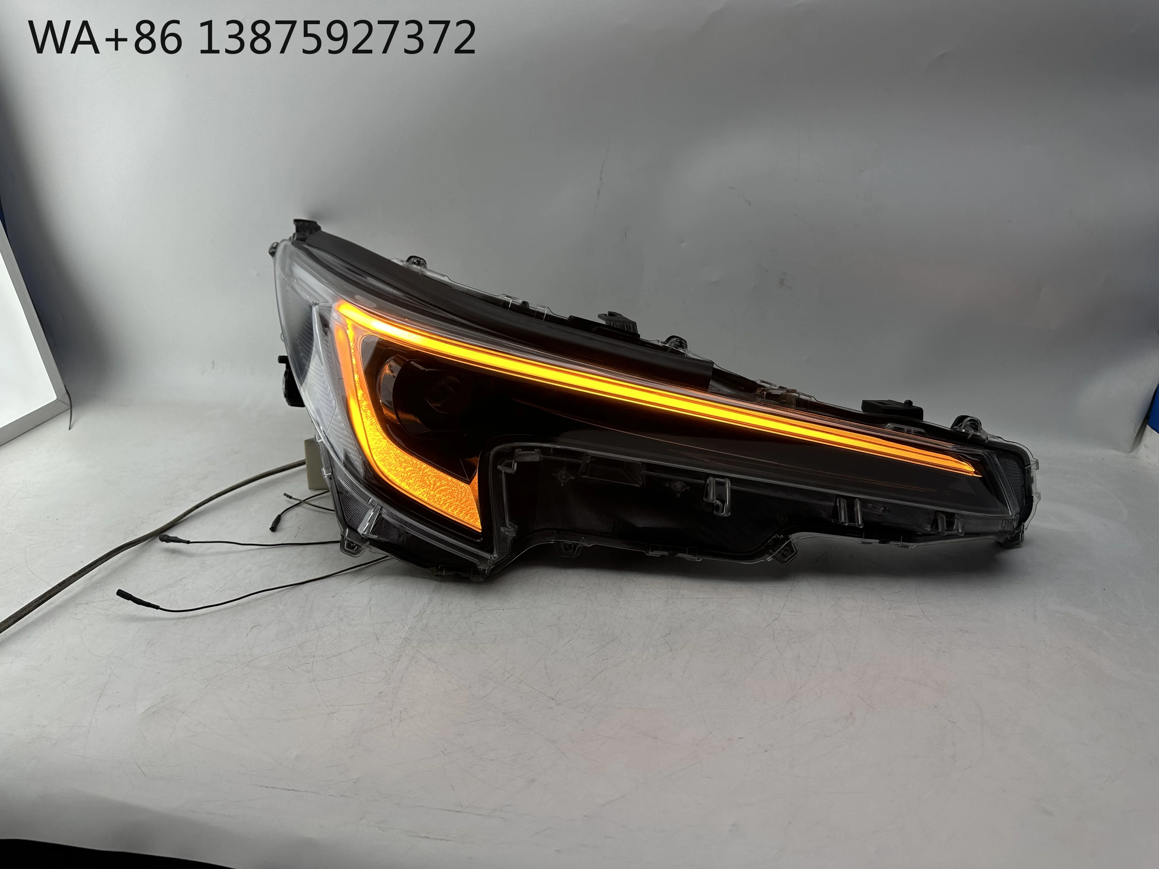 Stock 12V Universal Automotive Headlights Hot Selling Original Car Projector Equipment  for  Levin 2025 LED Headlights