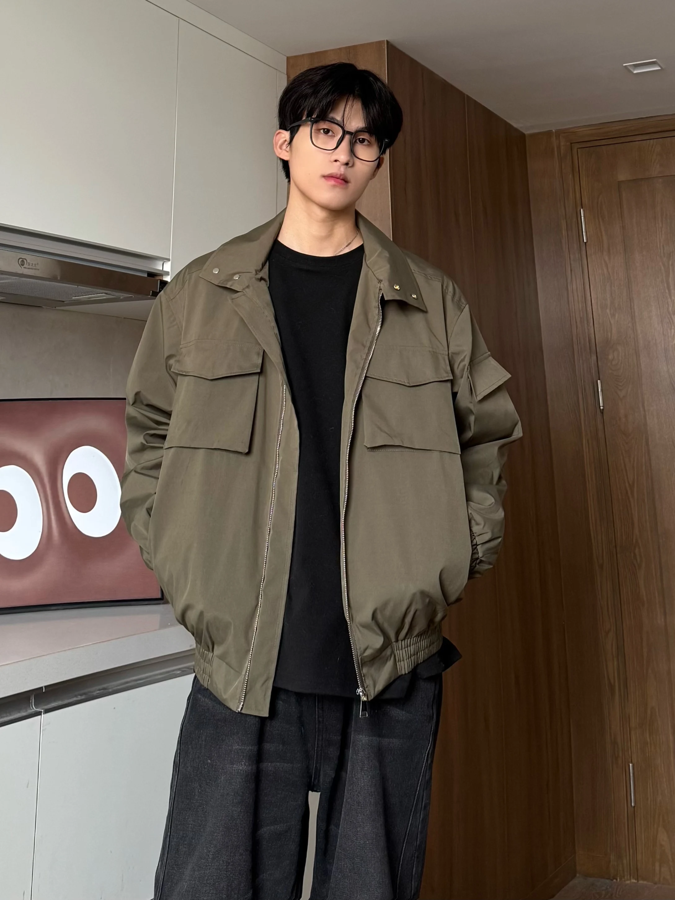 

Loose Fit American Retro Workwear Jaet for Men Spring 2025 Multi-ket Stand Collar Zipper Closure Windproof Polyester