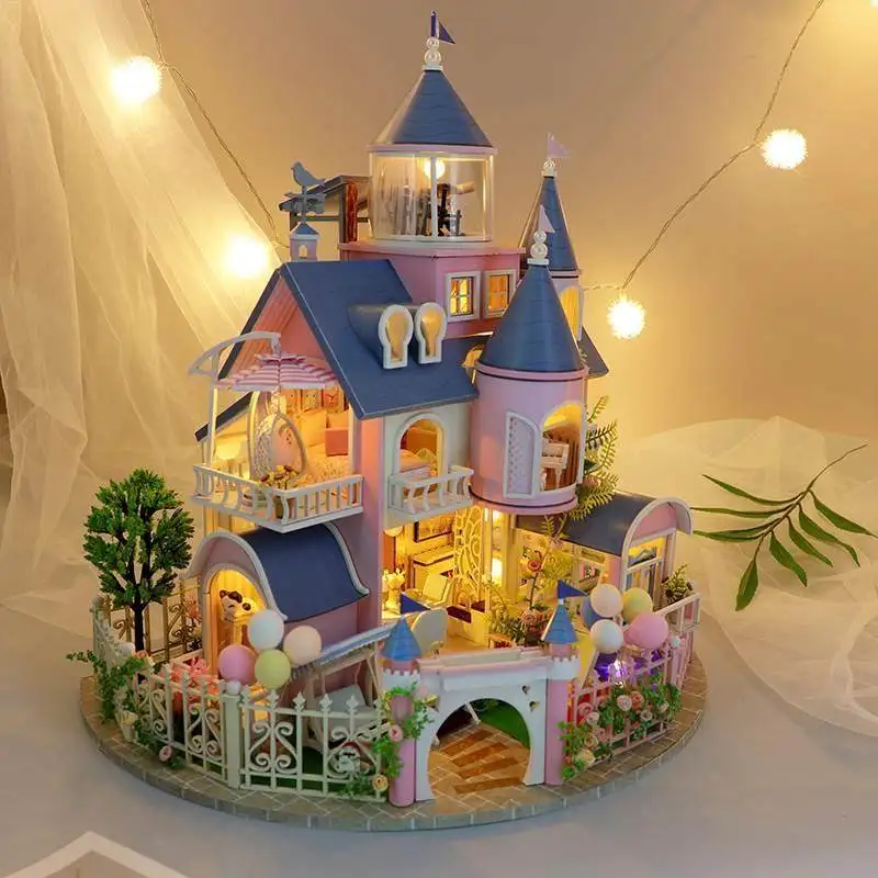 Castillo de cuento de hadas DIY, modelo de Villa grande de estilo europeo, casa de juguete de construcción ensamblada a mano, regalo de cumpleaños para niñas