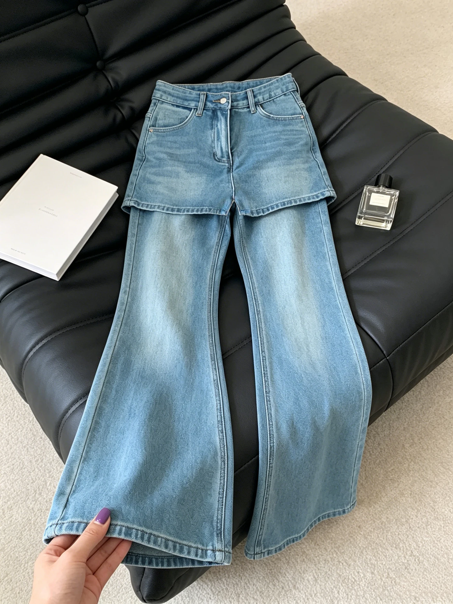 Korean Style Fashionable Thin Bell Bottom Jeans Women's Summer Lightweight Design Unique Non-Matching Leggings