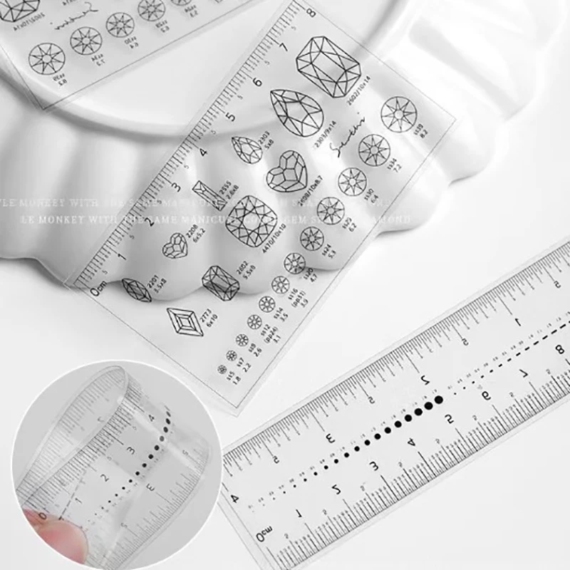 Nail Measure Easy Ultra-Thin Soft PVC Ruler Manual Fake Nails Measuring Size Transparent Map Caliper Ruler Nail Art Tool