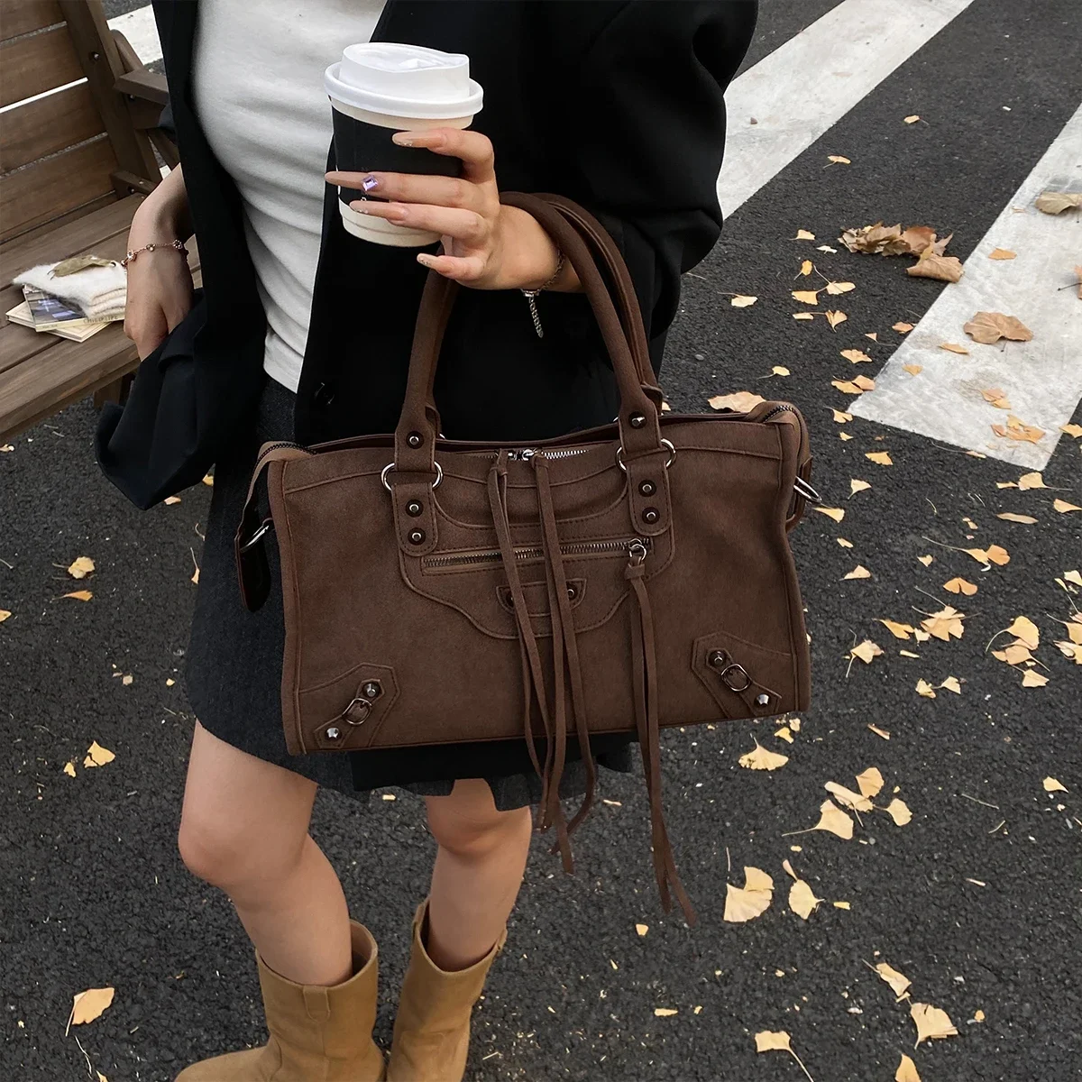 حقيبة كتف نسائية فاخرة مرصعة بحبل مبطن خفيفة الوزن بسعة كبيرة وسحاب وحزام قابل للتعديل ومقابض مزدوجة للسفر والأعمال