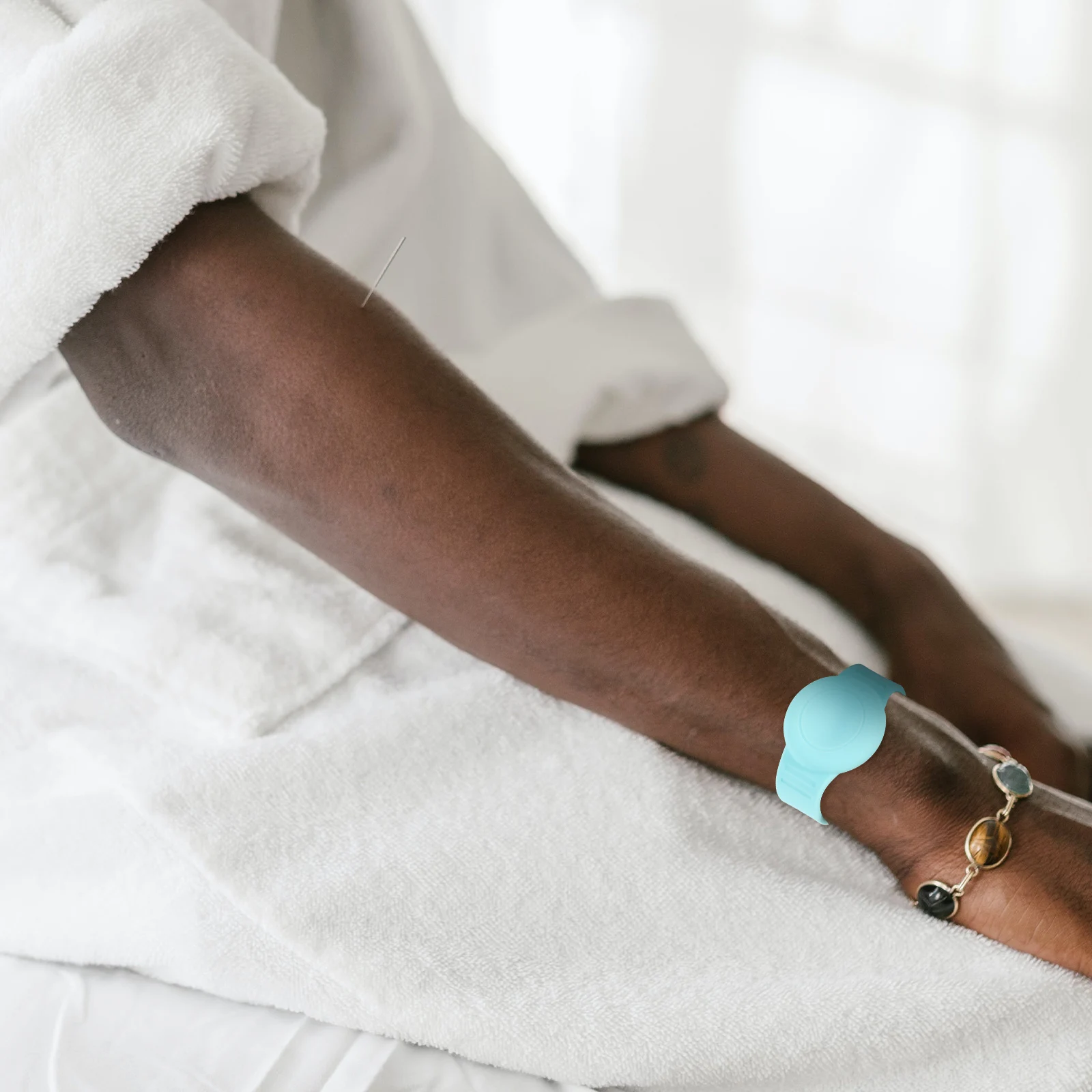 

Waterproof Silicone Protective Tracker Wristband Mini Locator Watch Strap Shock Resistant Comfortable Fit Mini Tracker Wristband