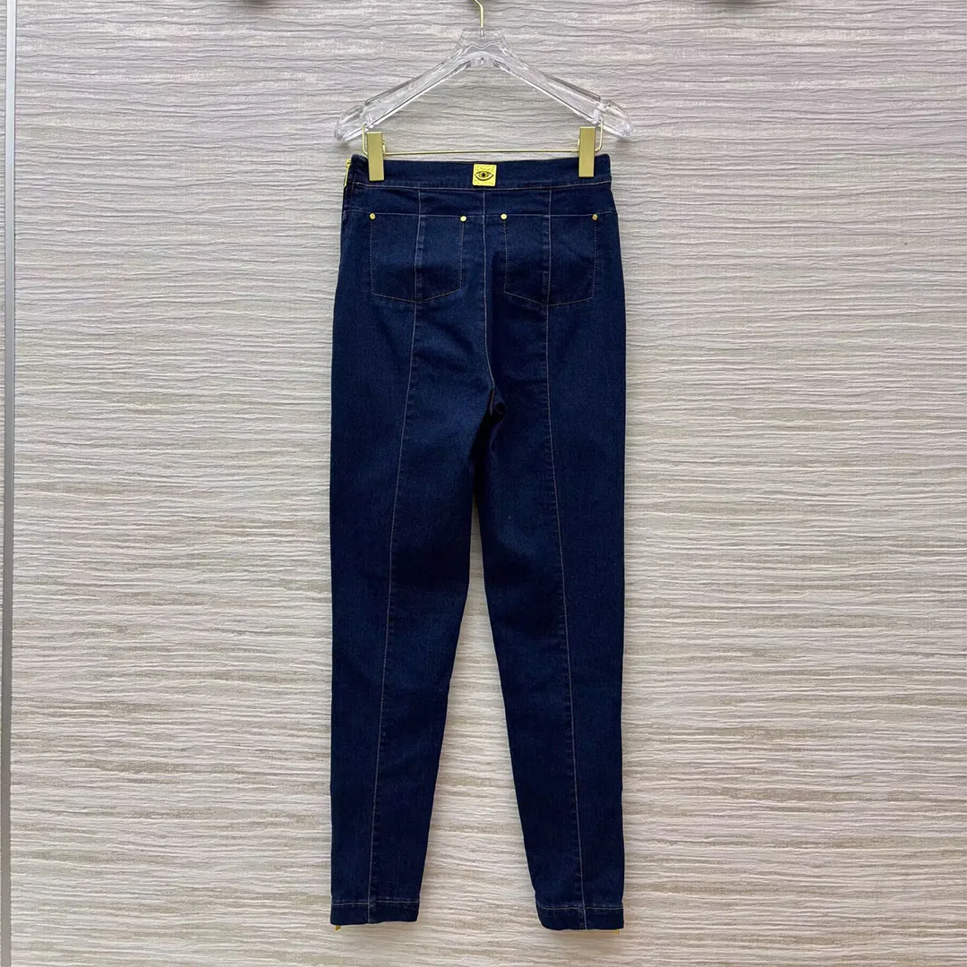 

Новинка 2025 года, винтажная уличная одежда, эластичные джинсы скинни, женские джинсы с золотыми пуговицами и высокой талией, тонкая боковая молния, синие джинсовые брюки-карандаш