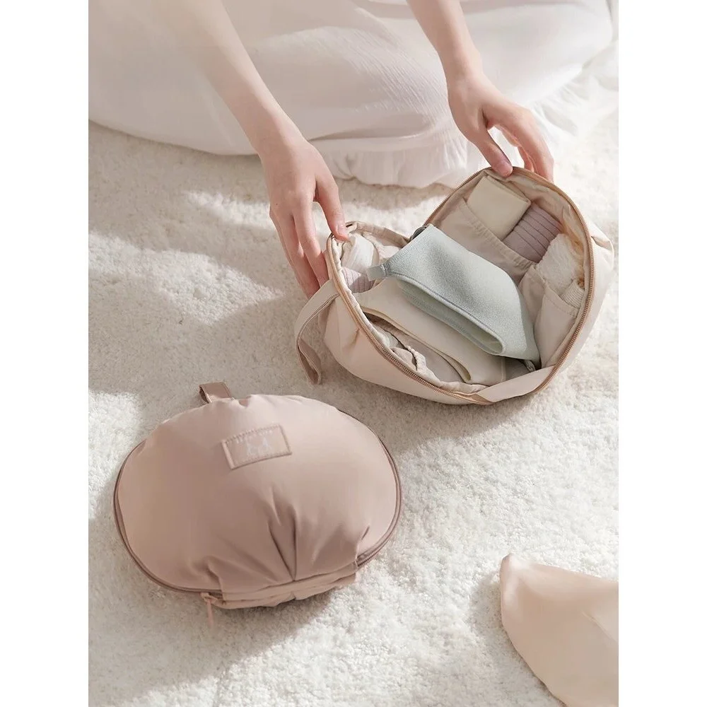 three-in-one-portable-travel-underwear-socks-bra-storage-bag-for-business-trips-oxford-cloth-macaron-color-japanese-style-bag