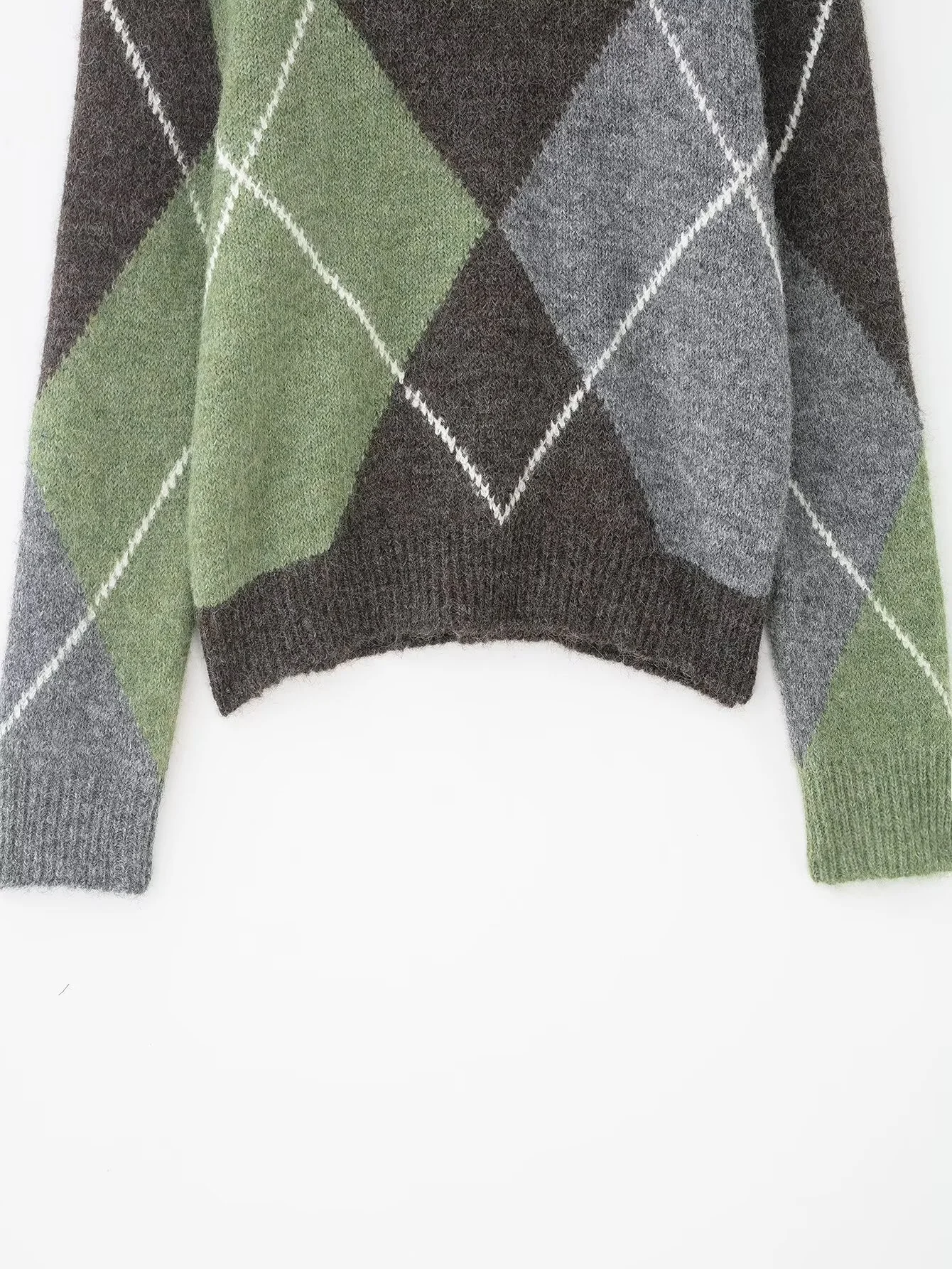 เสื้อสเวตเตอร์ไหมพรมลายเพชร คอวี แขนยาว สไตล์ลำลองหวานๆ สีสันตัดกัน แฟชั่นใหม่สำหรับผู้หญิง ฤดูหนาว ปี 2025