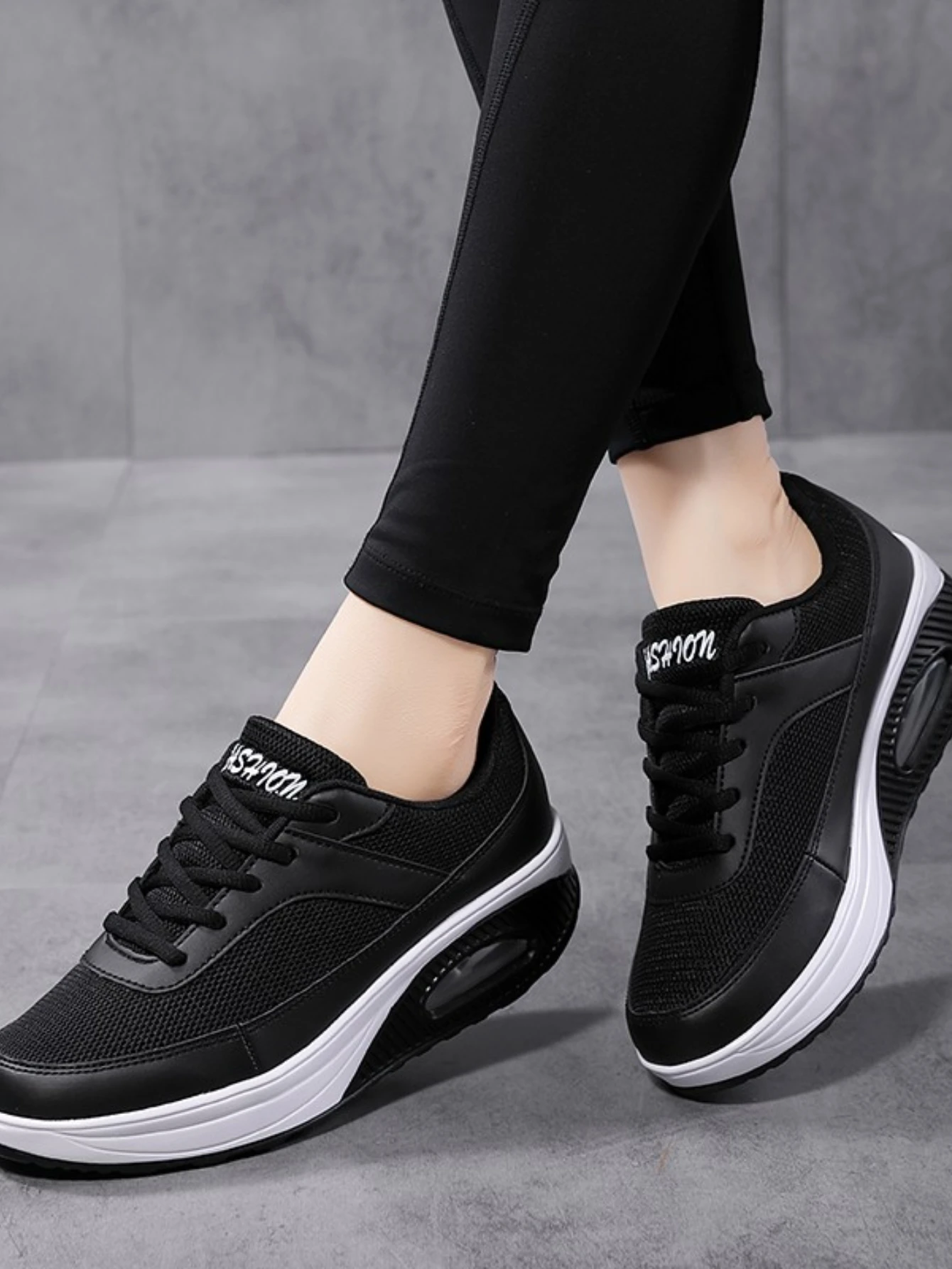 2023 New Sneakers For Women Fashion Breathable Soft Comfortable Women Sneakers Mesh Fabric Lace Up Women Shoes Female Footwear