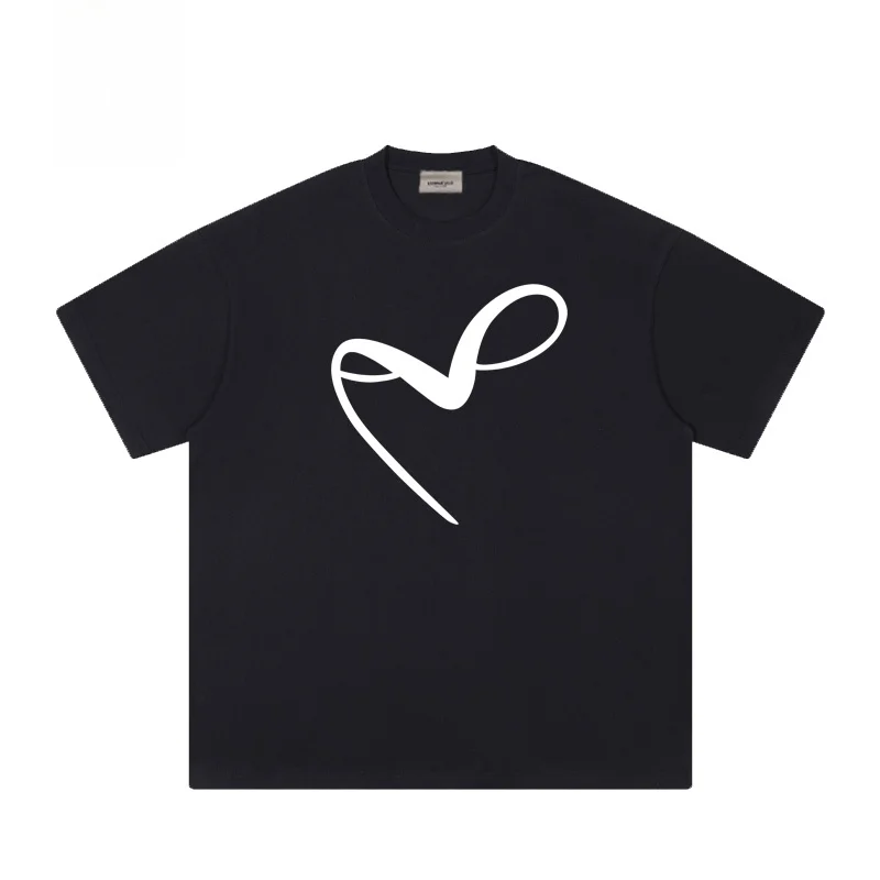 

Футболка с коротким рукавом от американского бренда Essentials, с принтом «Сердце», из плотного 100% хлопка, свободного кроя, повседневная, летняя.