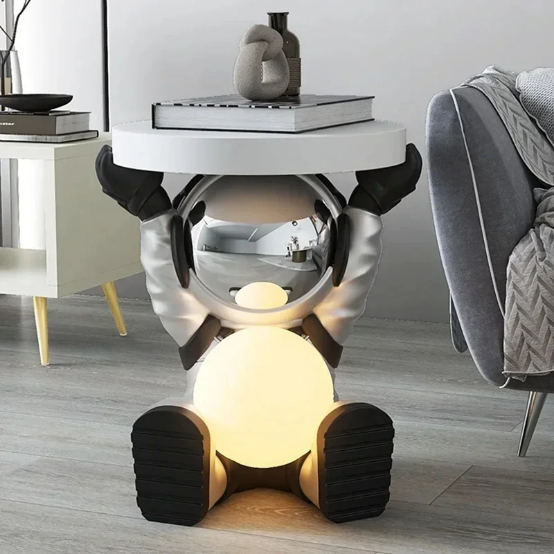 Creative Astronaut Figurine Coffee Tables Living Room Furniture Sofa Side Table Nightlight Bedside Table Resin Modern Room Decor