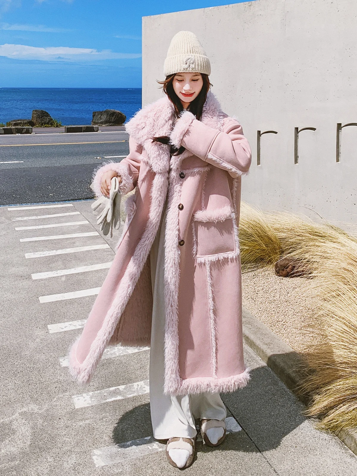 

Розовая шуба из овечьего меха, женская зимняя верхняя одежда средней длины, прямой крой, длинная све, на пуговицах, чистый цвет