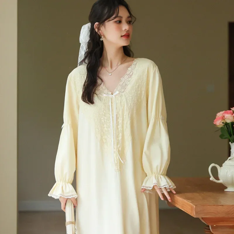 

Elegant Cotton Long Sleeve Nightgown Spring Autumn Loose Robe Loungewear Sleepwear Lace Neck Vintage White Night Dress Nightwear