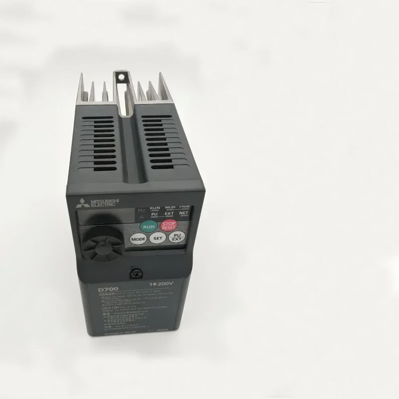 Best Selling  D700 Single Phase Inverter FR-D720S-0.75K-CHT Frequency Converter Power inverter