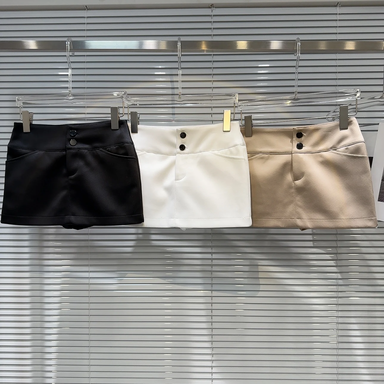 

Simple Silken Cotton Satin ort Skirt Wrap around Women's High-End Feel Autumn New Sle Iuencer Favorite Ladylike Design