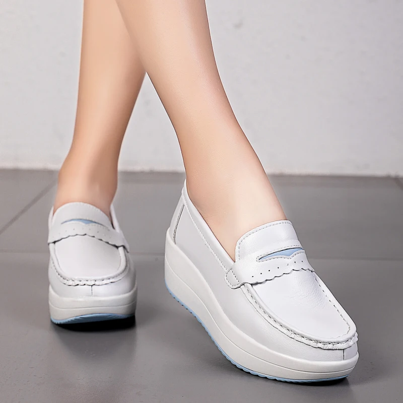 Women Platform Wedges Casual Shoes Loafers Soft Nurse Work Shoes Breathable Comfortable Non-slip White Leather Nursing Shoes