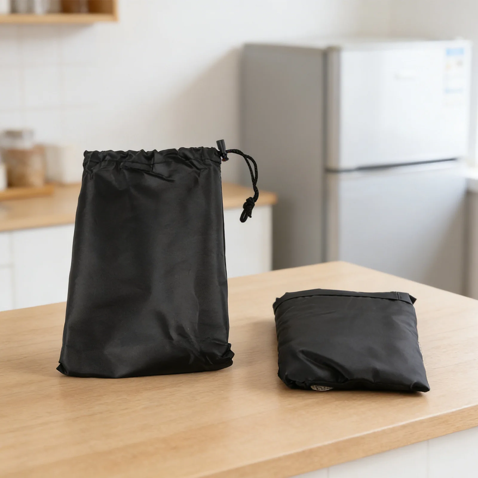 210D Oxford Cloth Vertical Refrigerator Cover Designed to Protect Against Weather Elements with Ventilation Features