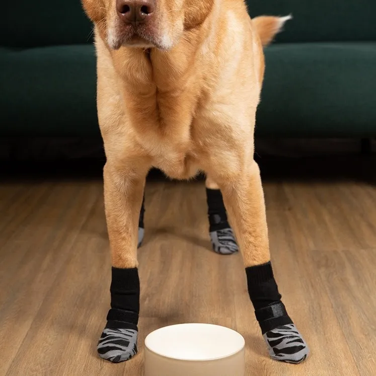 Dog Socks for Small Medium Large Dogs, Indoor Wear Anti-Slip Socks Paw Protector Traction Control Dog Knitted Socks with Rubber