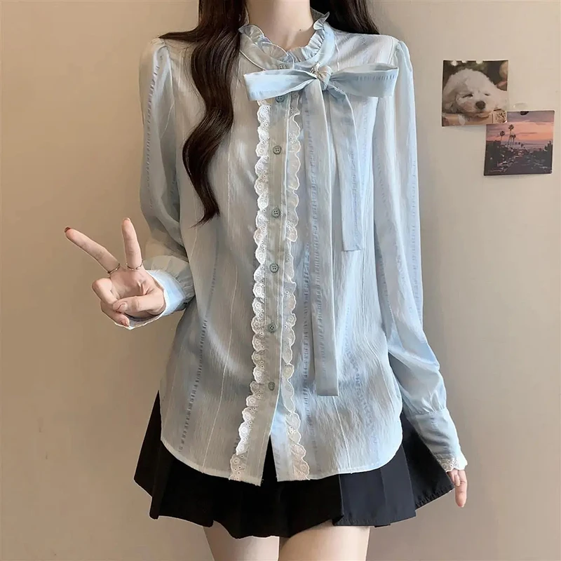 

Кружевная лоскутная женская рубашка, французская милая консервативная свободная блузка с рюшами и бантом, ранняя осень, повседневные шикарные топы на пуговицах с длинными рукавами