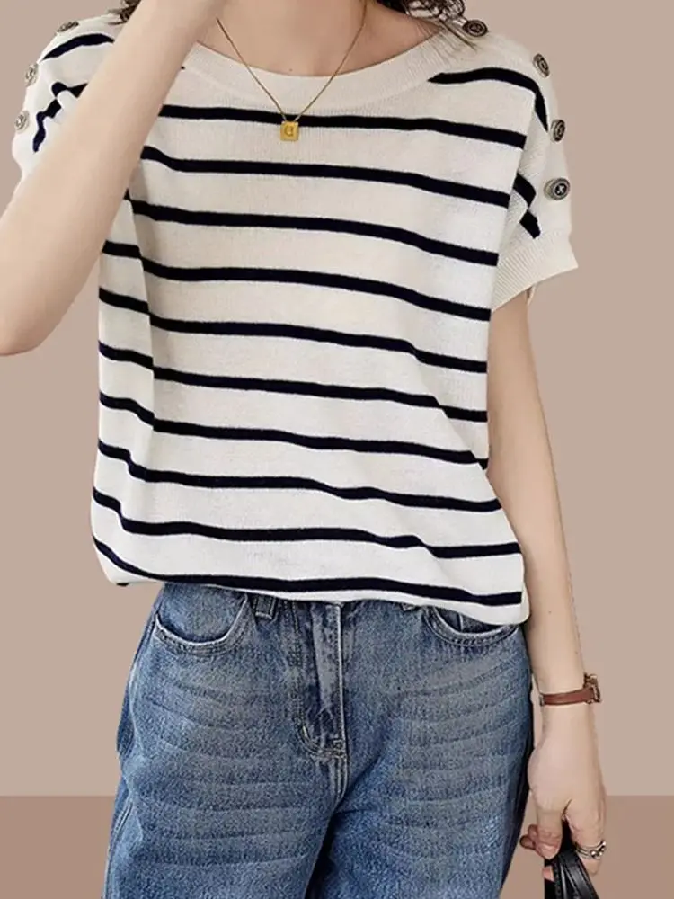 Fashion O-Neck Loose Button Knitwear Women New Summer Short Sleeve Striped T-Shirts Casual Vintage Korean Fashion Knitted Top