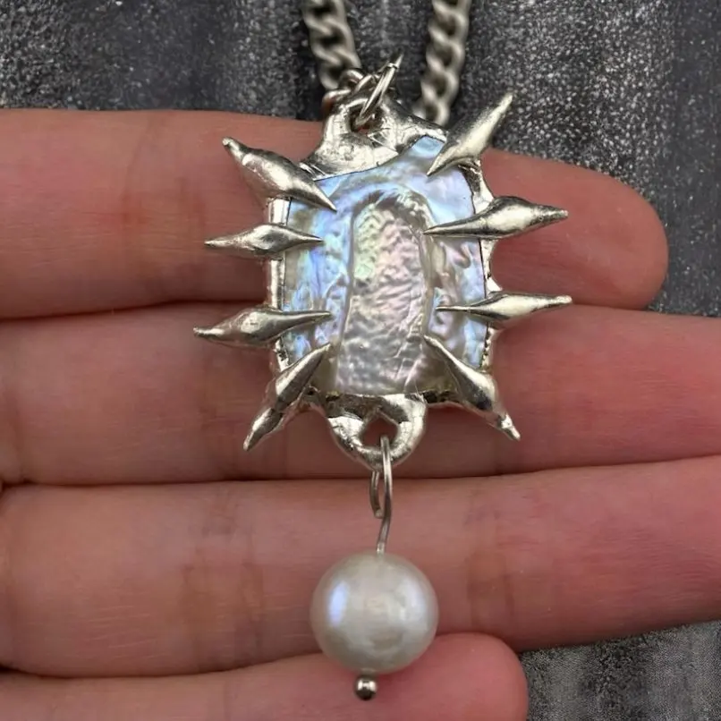 

y2k Spiky Pearl Necklace Handmade Tin Alloy Pearl Metal Necklace Pendant Jewelry Soldered Handmade Irregular Geometric Jewelry