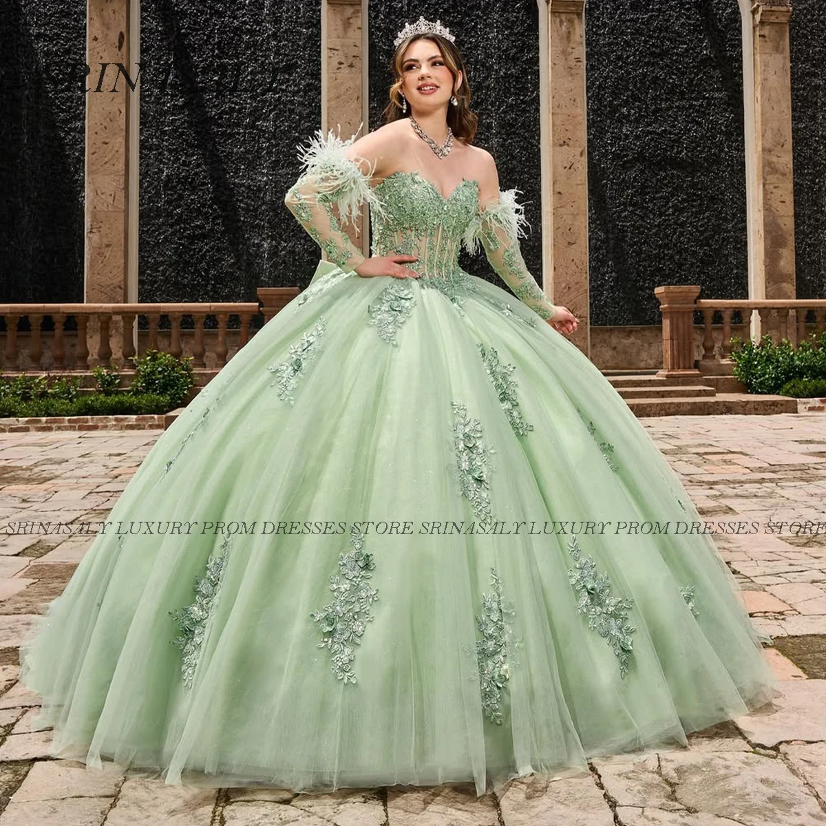 

Customized Glitter Mexican Quinceanera Dress Ball Gown Lace Applique Tiered Corset Sweet 16 Sleeveless Vestidos De 15 Años