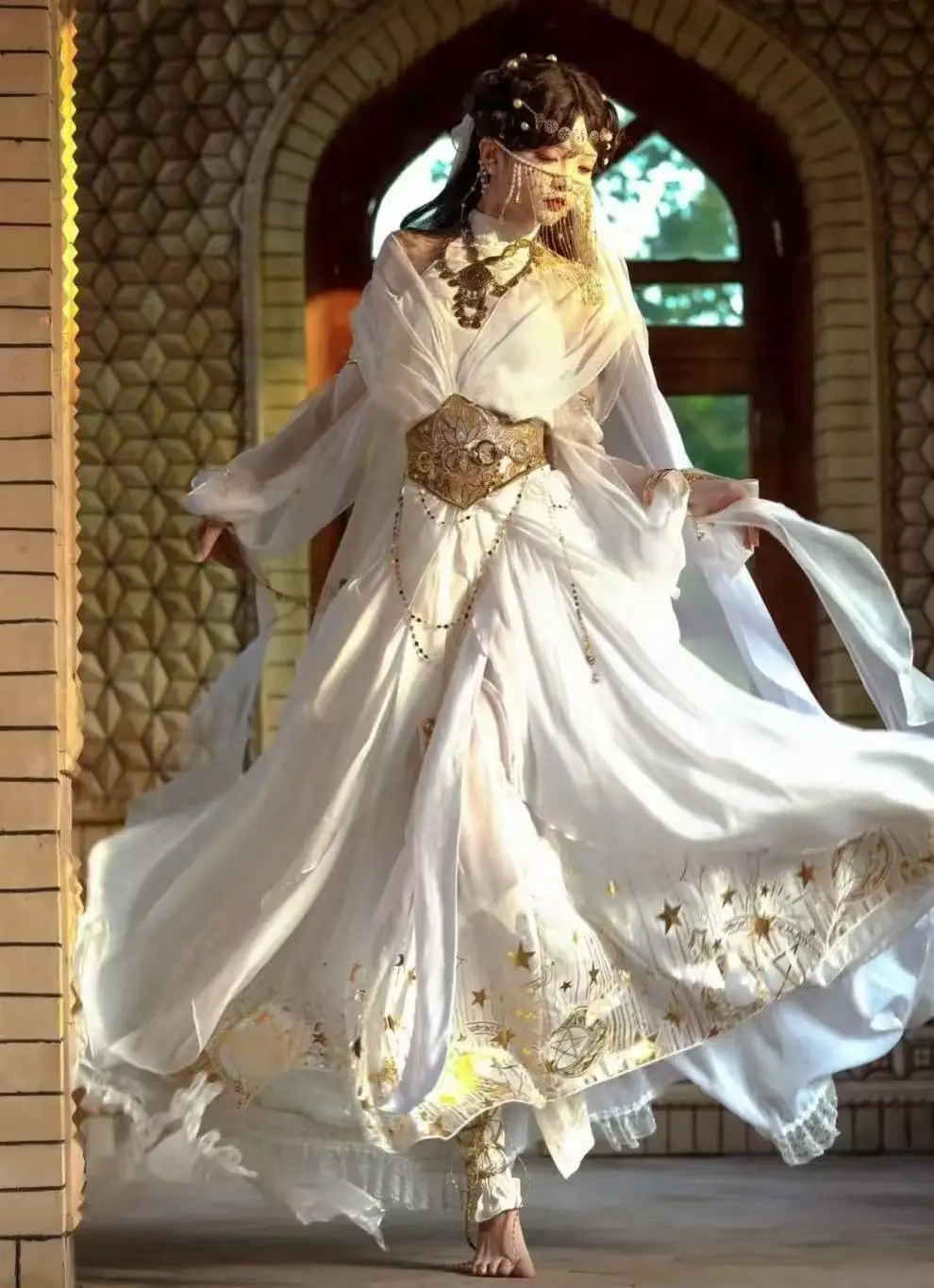 

Niche Exotic Princess Hanfu Dress Sewed Embroideries Classical Dunhuang Dance Suit Set Girls Halloween Fairy Cosplay Garment COS
