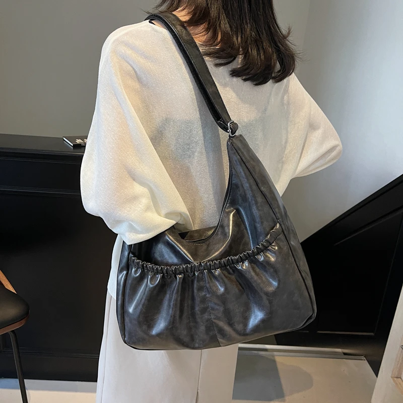 

New Trendy Versatile Fashion PU Leather Large Capacity Single Shoulder Crossbody Bag Fashion Retro Commuting Storage Bags