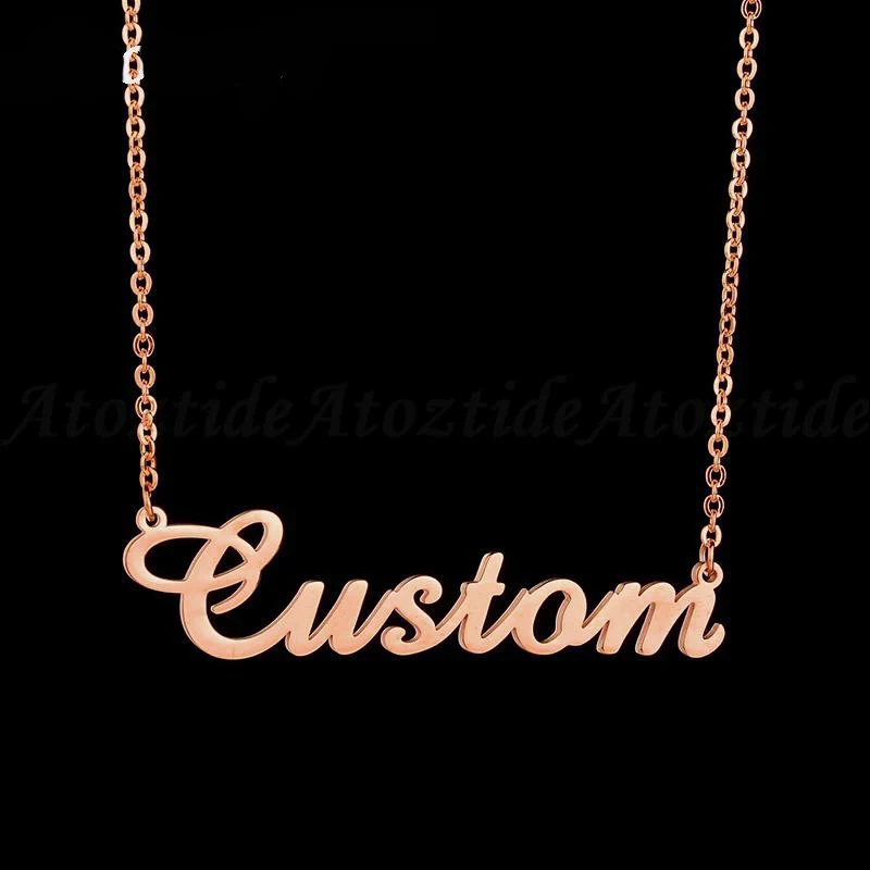Atoztide Aangepaste Mode Roestvrij Stalen Naam Ketting Gepersonaliseerde Brief Goud Kleur Choker Ketting Hanger Naambord Cadeau