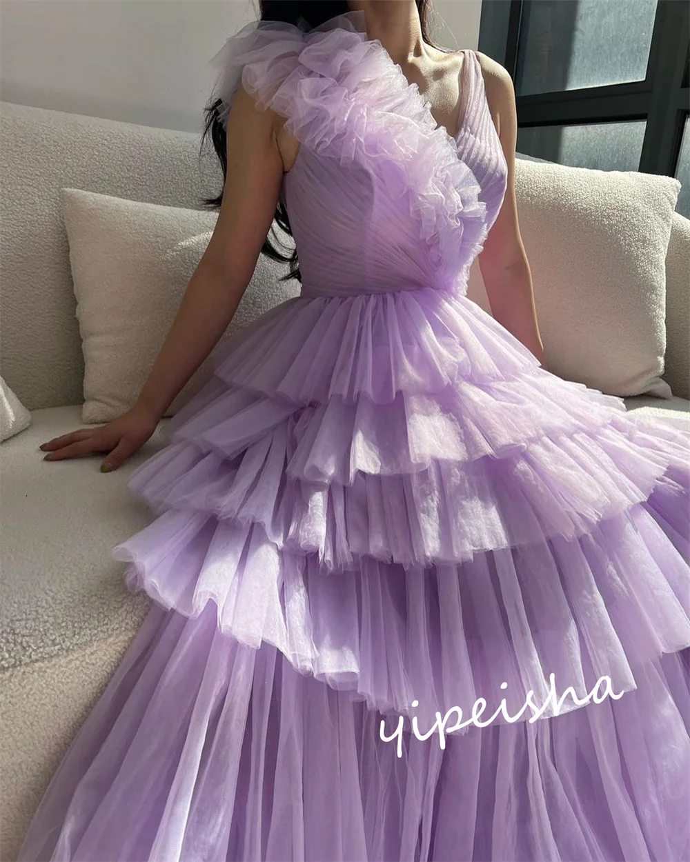 Jiayigong Sparkle Prom Tulle Vestido de noite em camadas com decote em V Vestidos longos para ocasiões sob medida