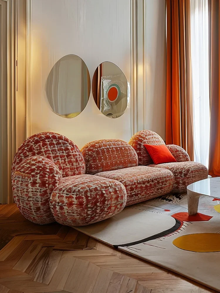 French small fragrant corner, high-end aesthetics of sofa, neat and delicate workmanship