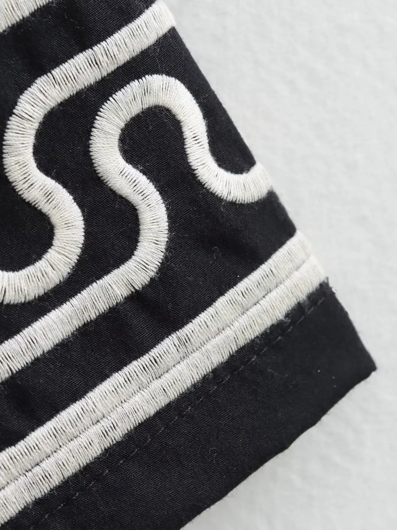 DiYiG FRAU 2025, Sommer, neues Produkt, modisches besticktes Kleid, schicker Rückengurt, Schleife, Dekoration, lockerer Minirock, Vestedos Mujer