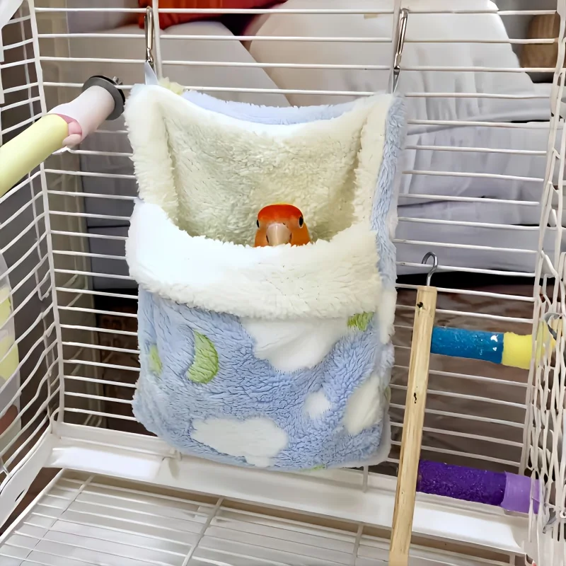 Portable Parrots Hanging Sleeping Bag Outing Bag Soft Climbing Bed with Multi-Functional Design Accessories for Bird Hamsters