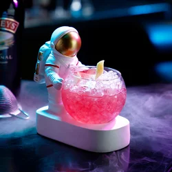 Luminous Spaceman Cocktail Cup Creative Bar Nightclub Party Mixed Wine Drink Glass Glowing Diver Molecular Smoking Cocktail Mug
