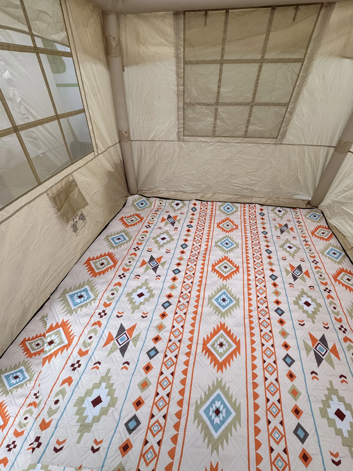 medium-size-camping-tent-moisture-proof-mat-picnic-blanket-cabbin-outdoor-travel-gear-ango-zero-movement-initial-calm