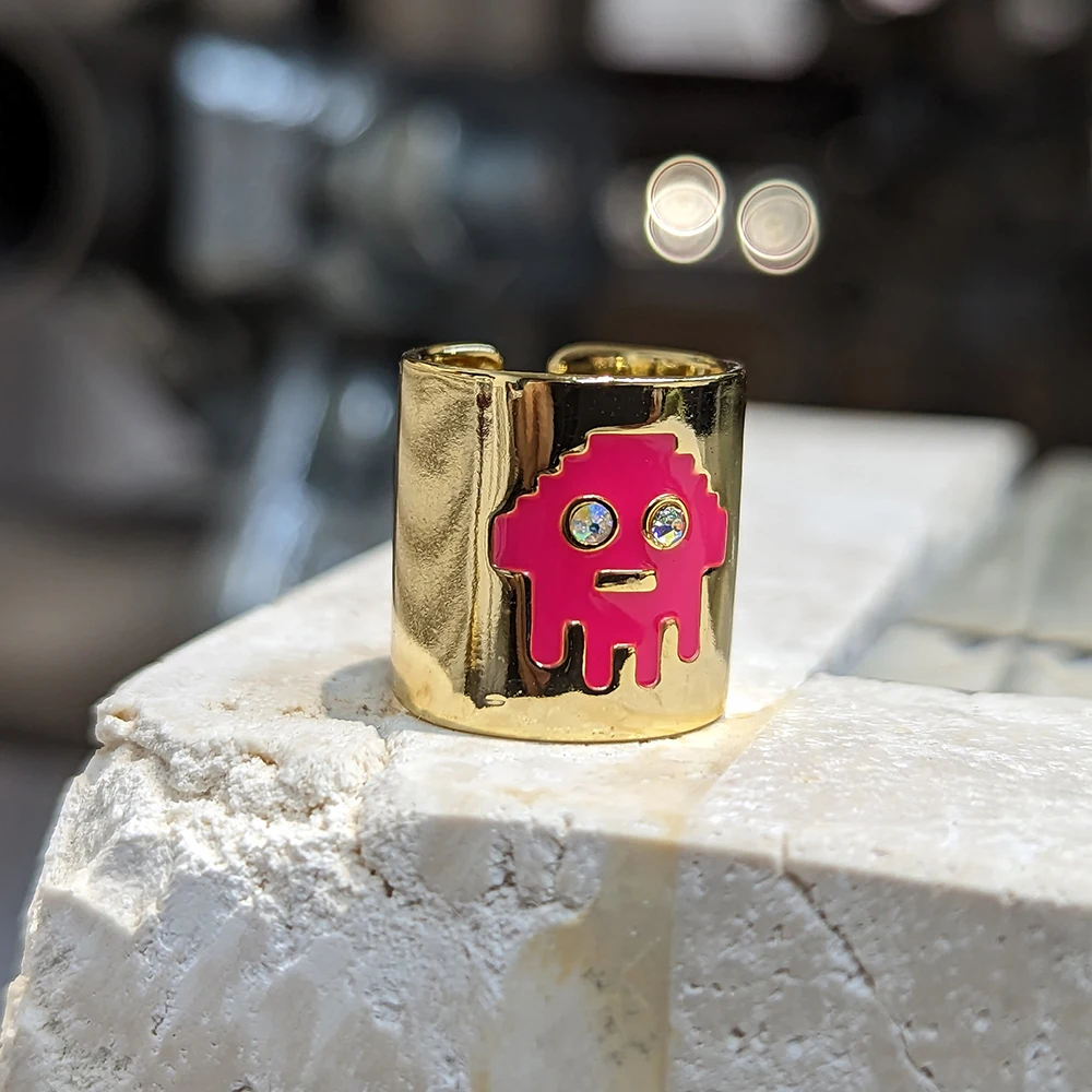 

Fashion pink face robot gold color openings rings