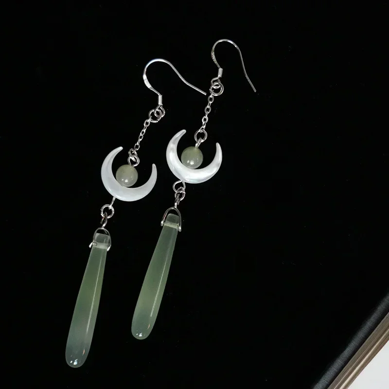 Chinese Style Imitation Jade Moon Tassel Earrings 2024 New Fashion Retro Spring Summer Long Drop Earrings for Women Jewelry