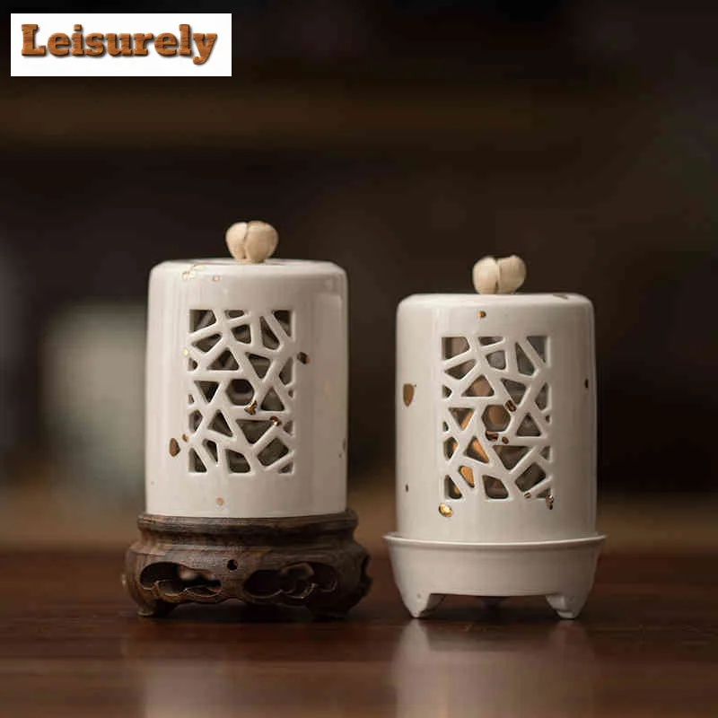 

Antique Plum Blossom Sandalwood Incense Holder Mist Smoking Steamers Incense Burners Aromatherapy Censer Tea Services Craft Gift