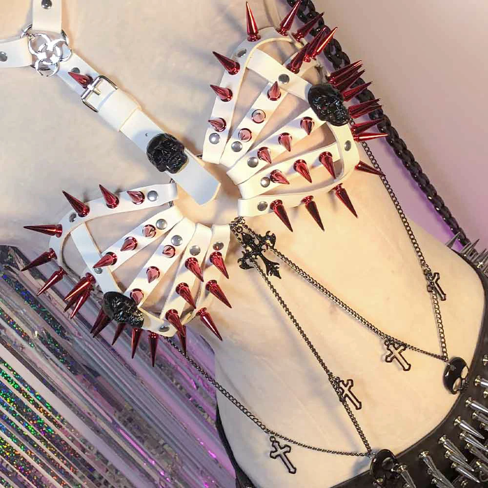 

Ручная работа, DIY, Кавайные топы в стиле Y2K, E-Girls, Харадзюку, Кросс-эмо, 90-е, Эко-готика, Топы-майки с цепями, заклепками и шипами, Гот, Гранж, Панк-рок