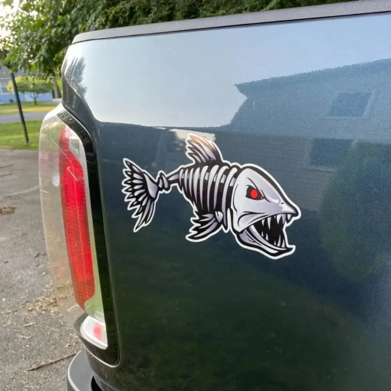 2 PCS Fish Skeleton Car Sticker Vinyl Decal Waterproof Rear Window Motorcycle Camper Bumper Truck Decals Decoration Q1