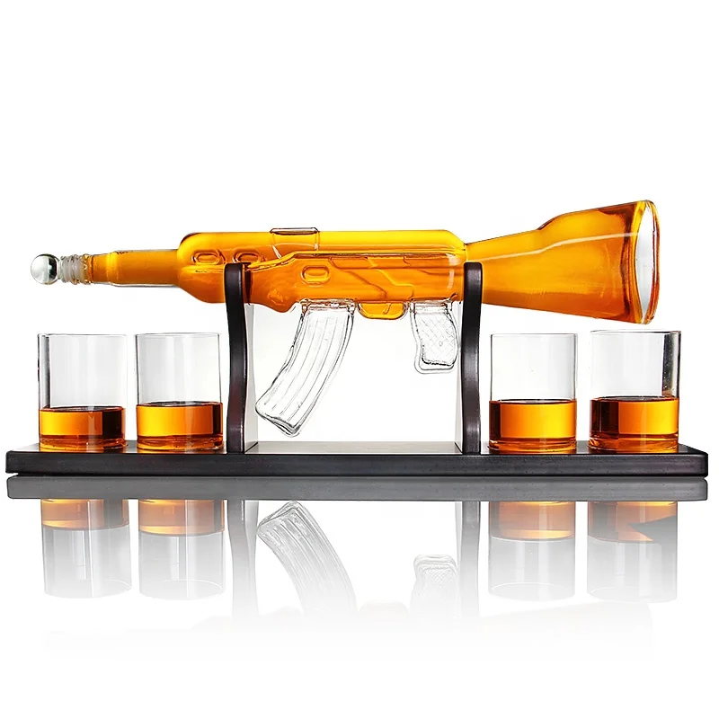

Whisky Glass Decanter Mouth Blowing AK 47 Whisky Decanter Modeling Personalized Decanter Glass