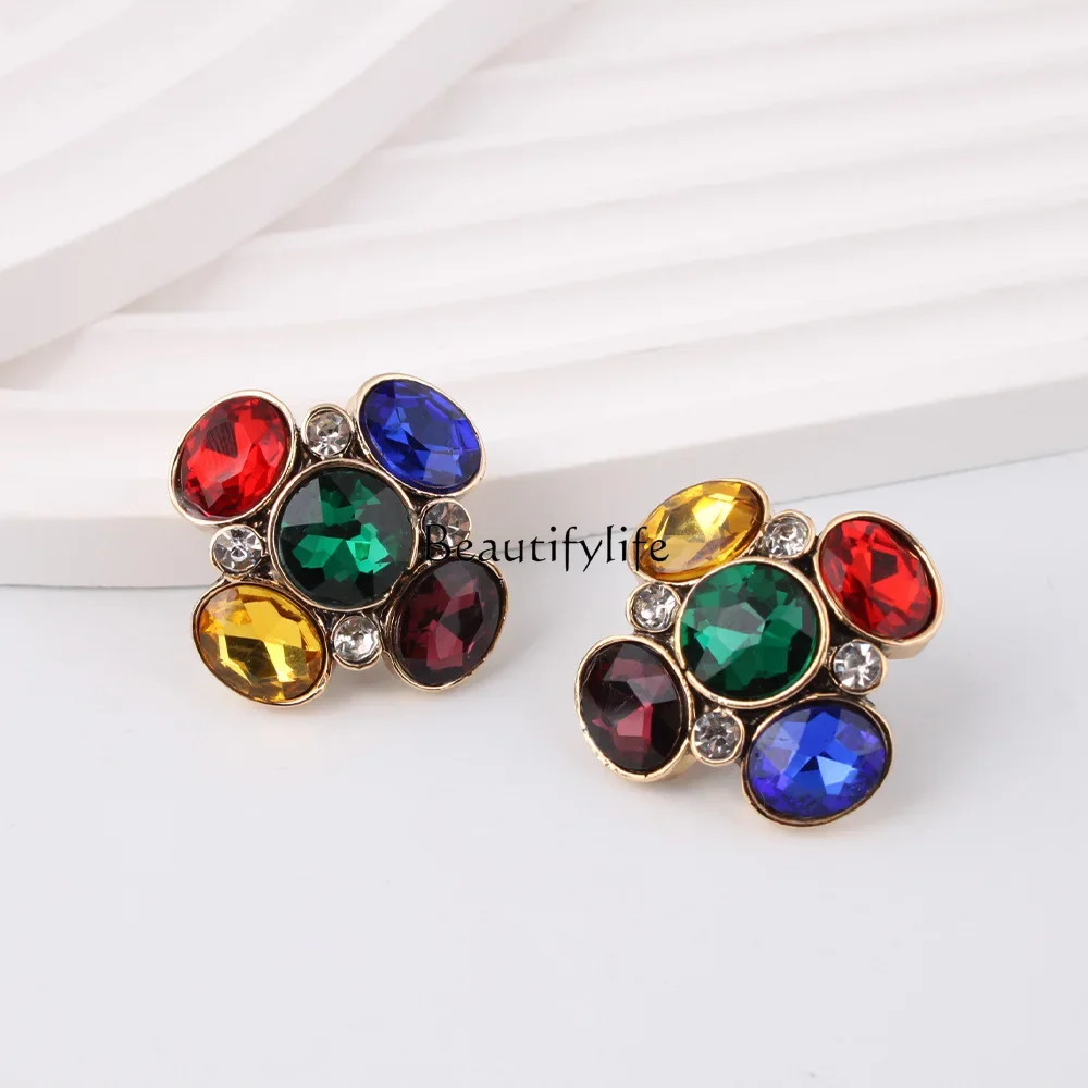 

Niche high-end light luxury medieval jewelry heavy industry crystal earrings women