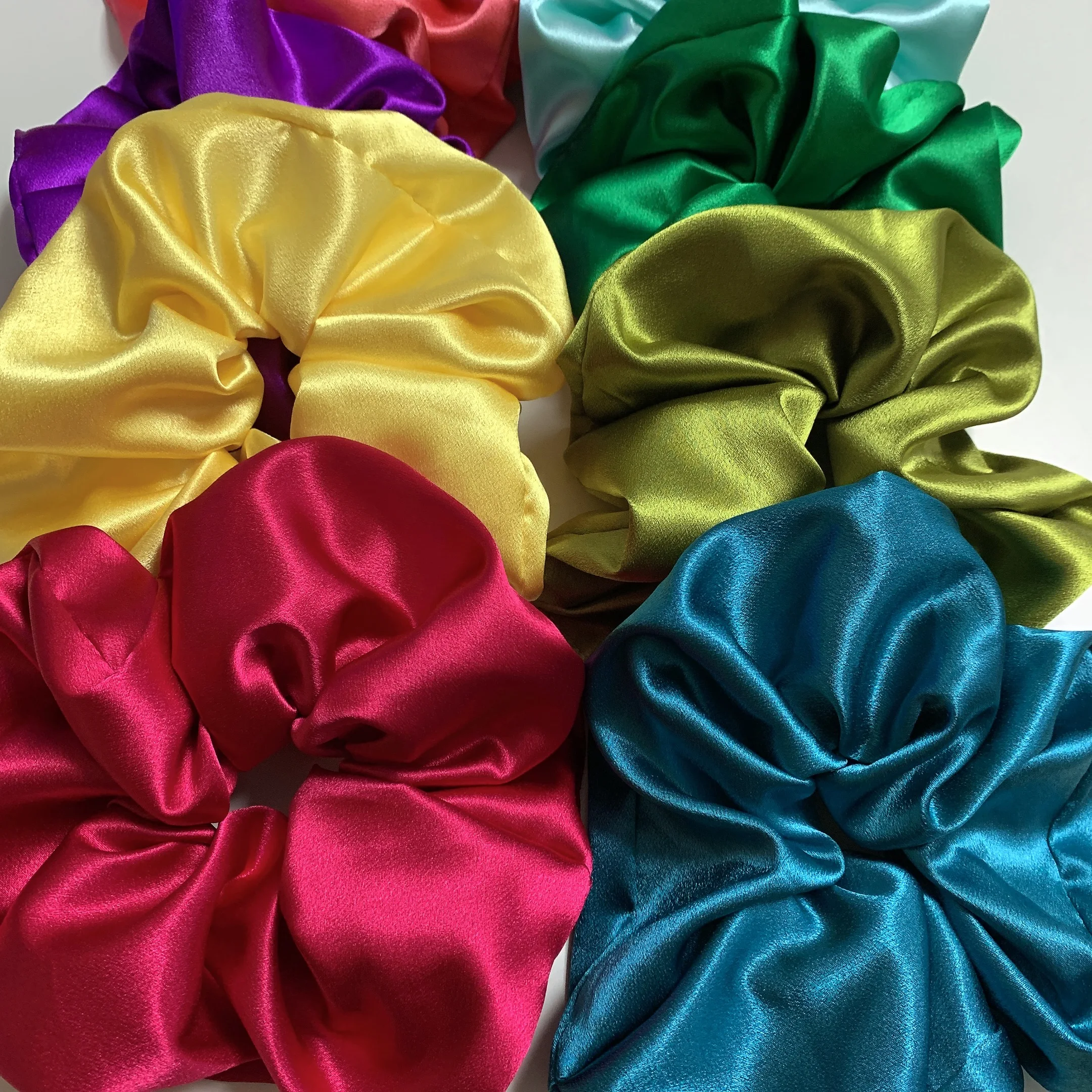 Satin Silk Oversize Hair Scrunchies Women Elastic Rubber Hair Bands Girls Solid Ponytail Holder Hair Ties Rope Hair Accessories